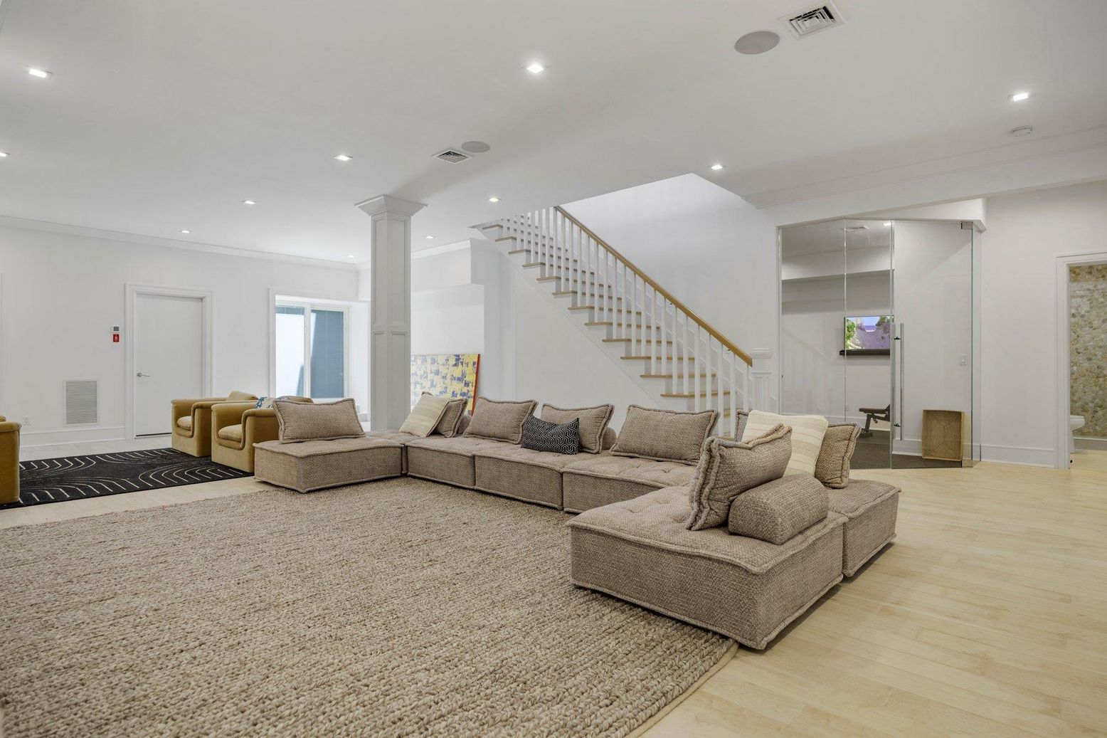 Interior, Living room, Recessed Lighting, Wood Texture Flooring