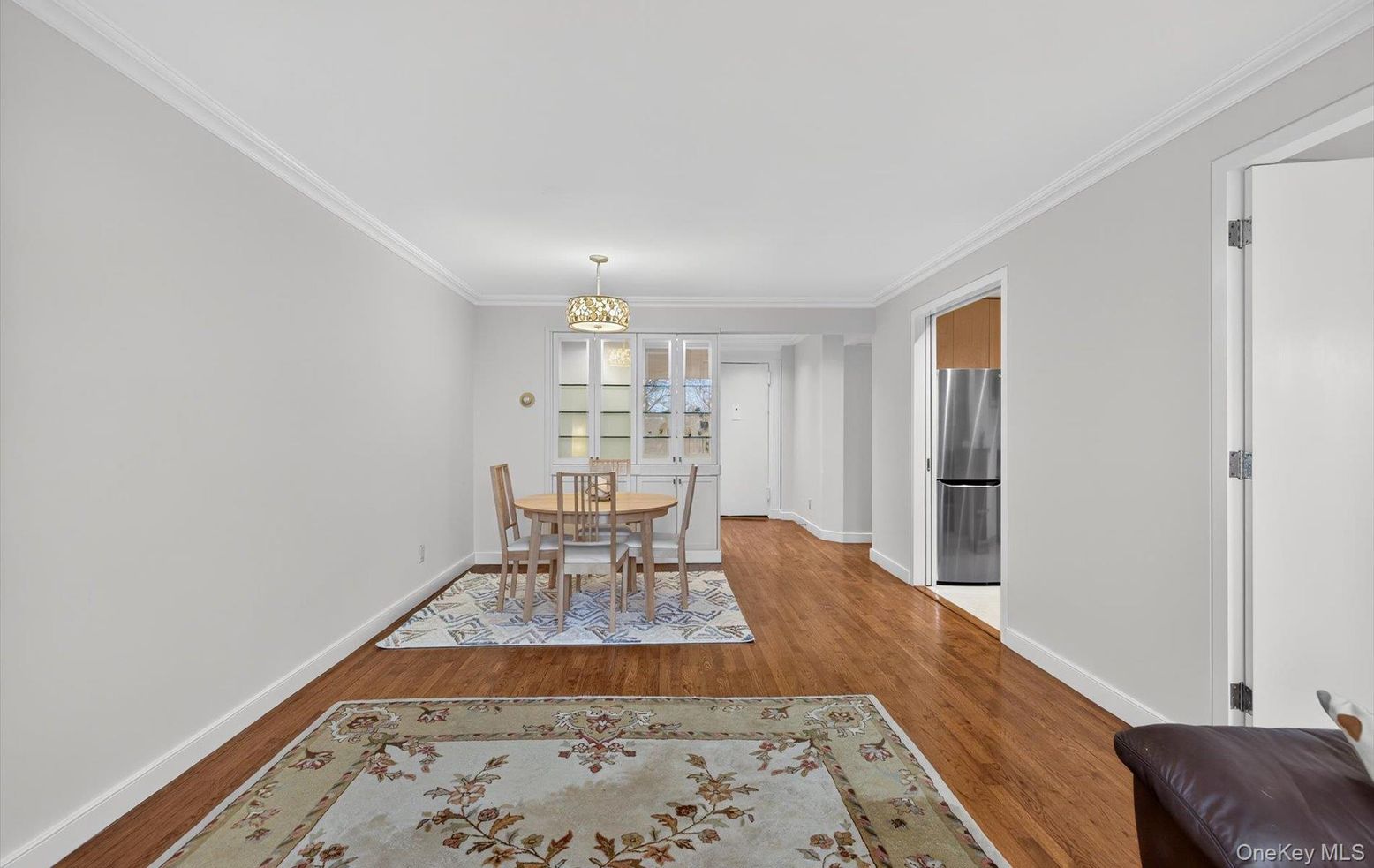 Chandelier, Dining room, Interior, Kitchen, Wood Texture Flooring
