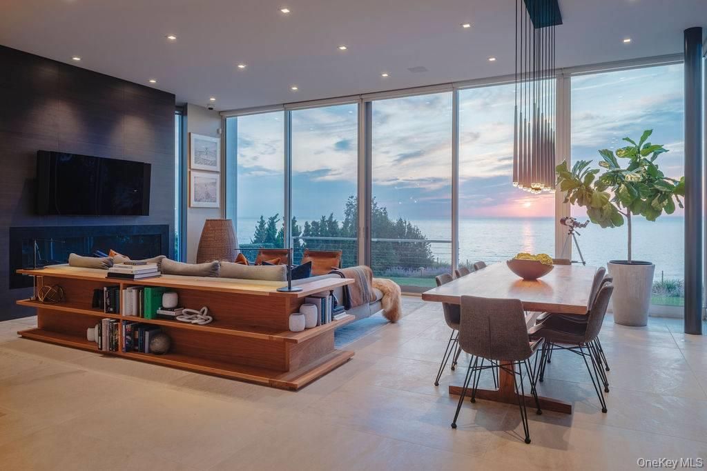 Dining room, Interior, Recessed Lighting, Water