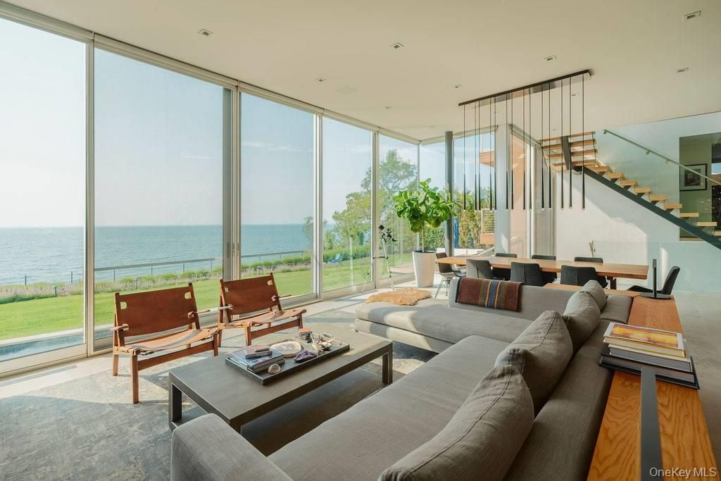 Interior, Living room, Pendant Lights, Recessed Lighting, Sun Room, Water