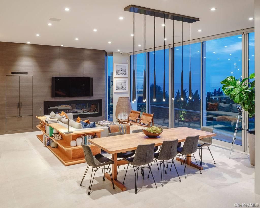 Dining room, Fireplace, Interior, Living room, Pendant Lights, Recessed Lighting