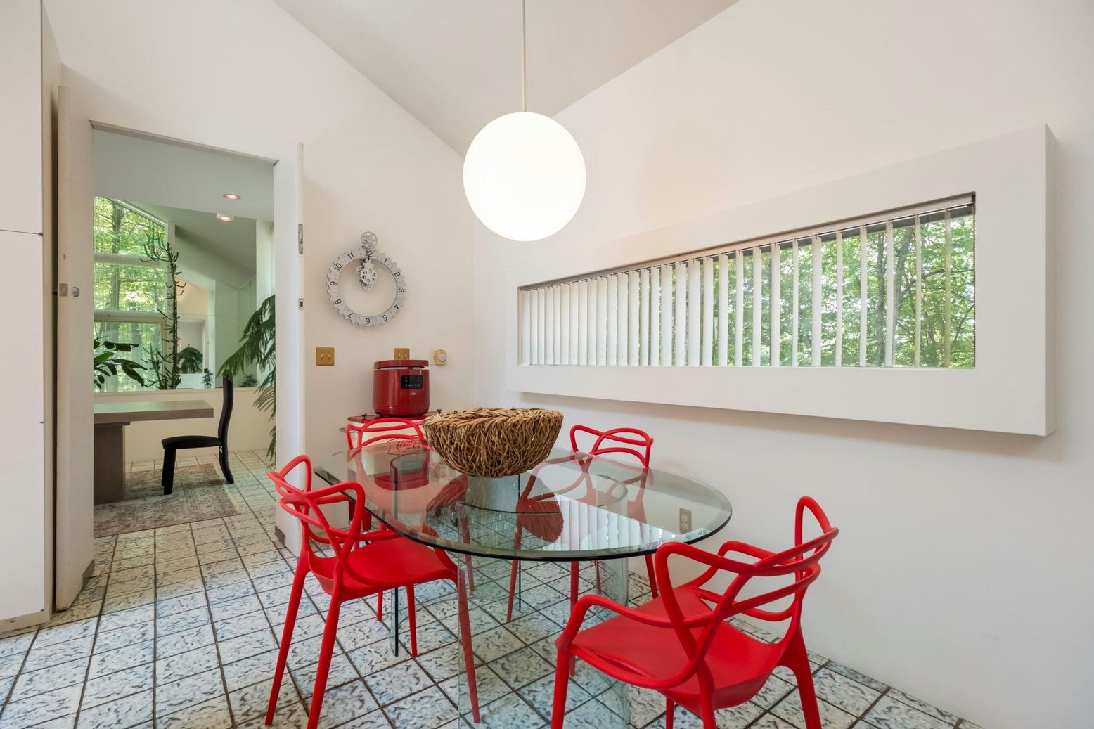 Dining room, Interior, Pendant Lights, Recessed Lighting