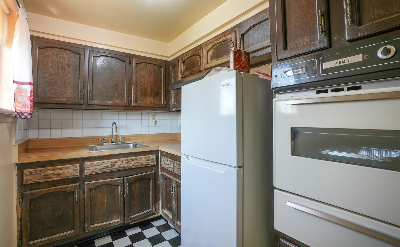 Interior, Kitchen