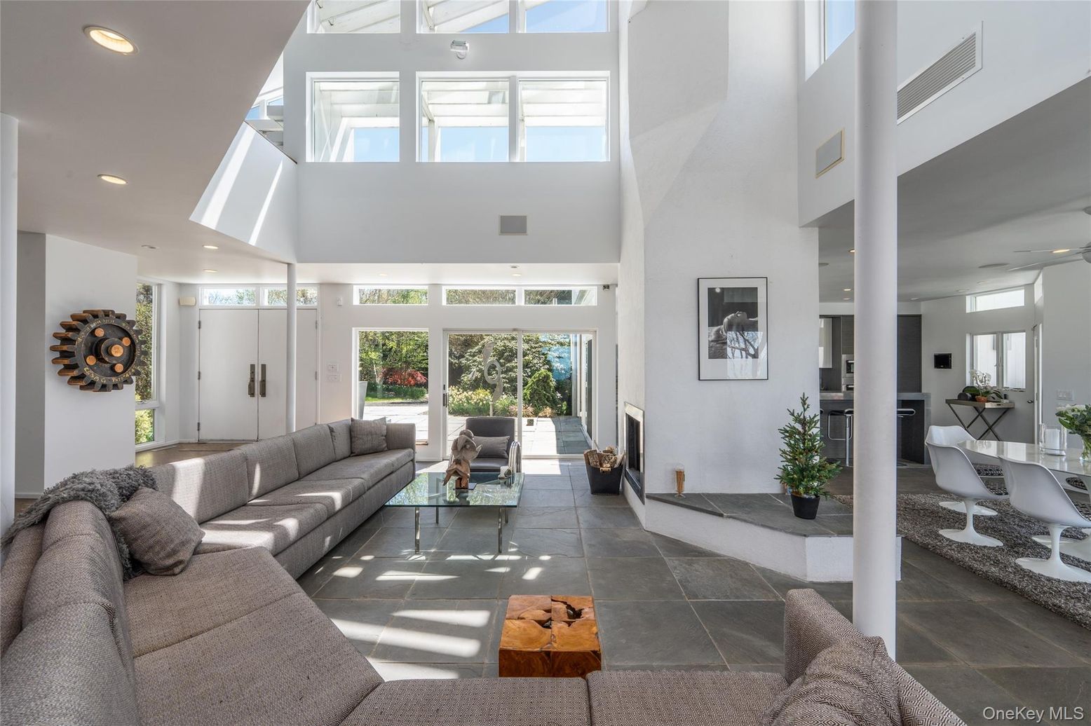 Dining room, Interior, Living room, Recessed Lighting