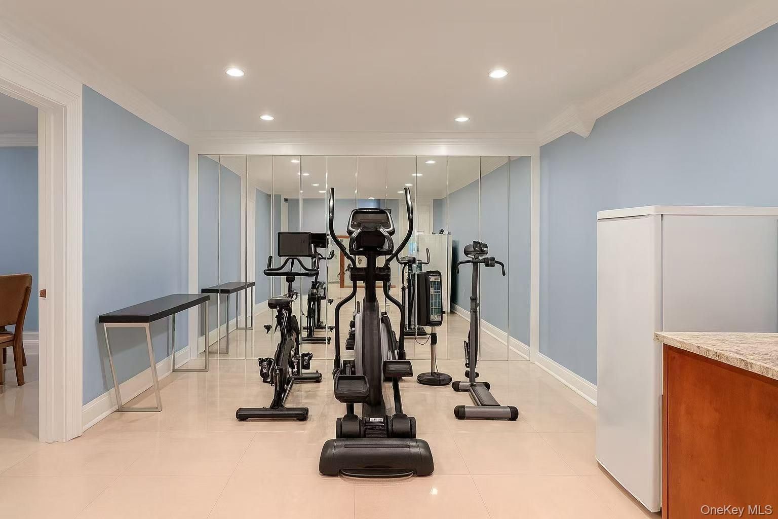 Fitness Equipment, Interior, Recessed Lighting