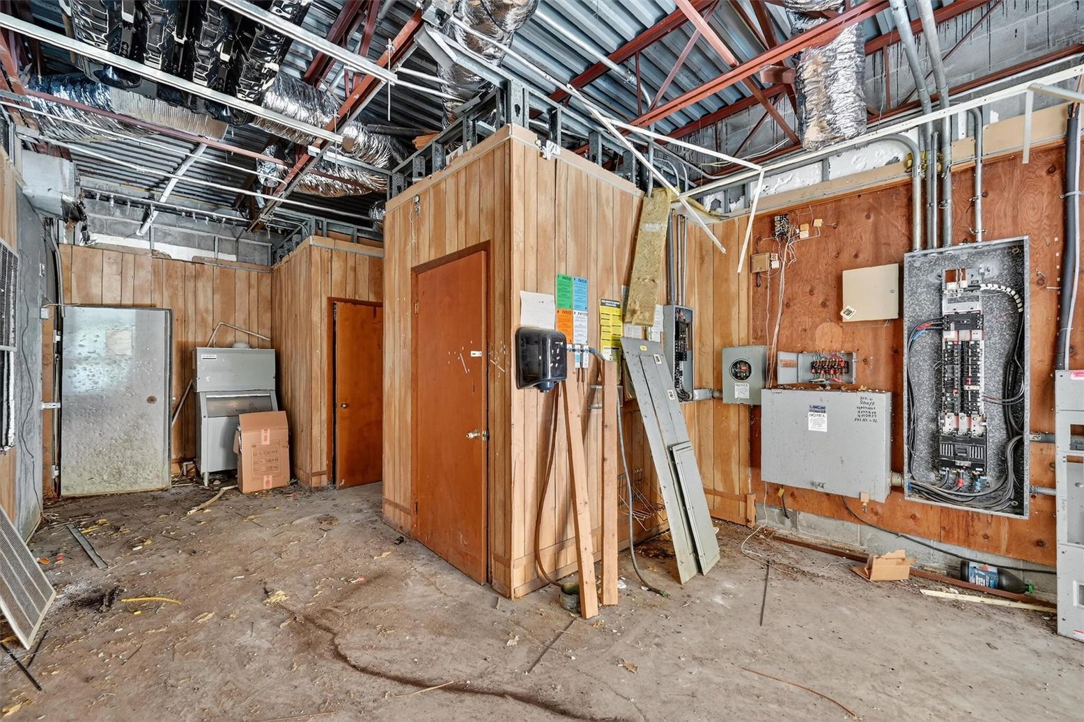 Interior, Wooden Walls
