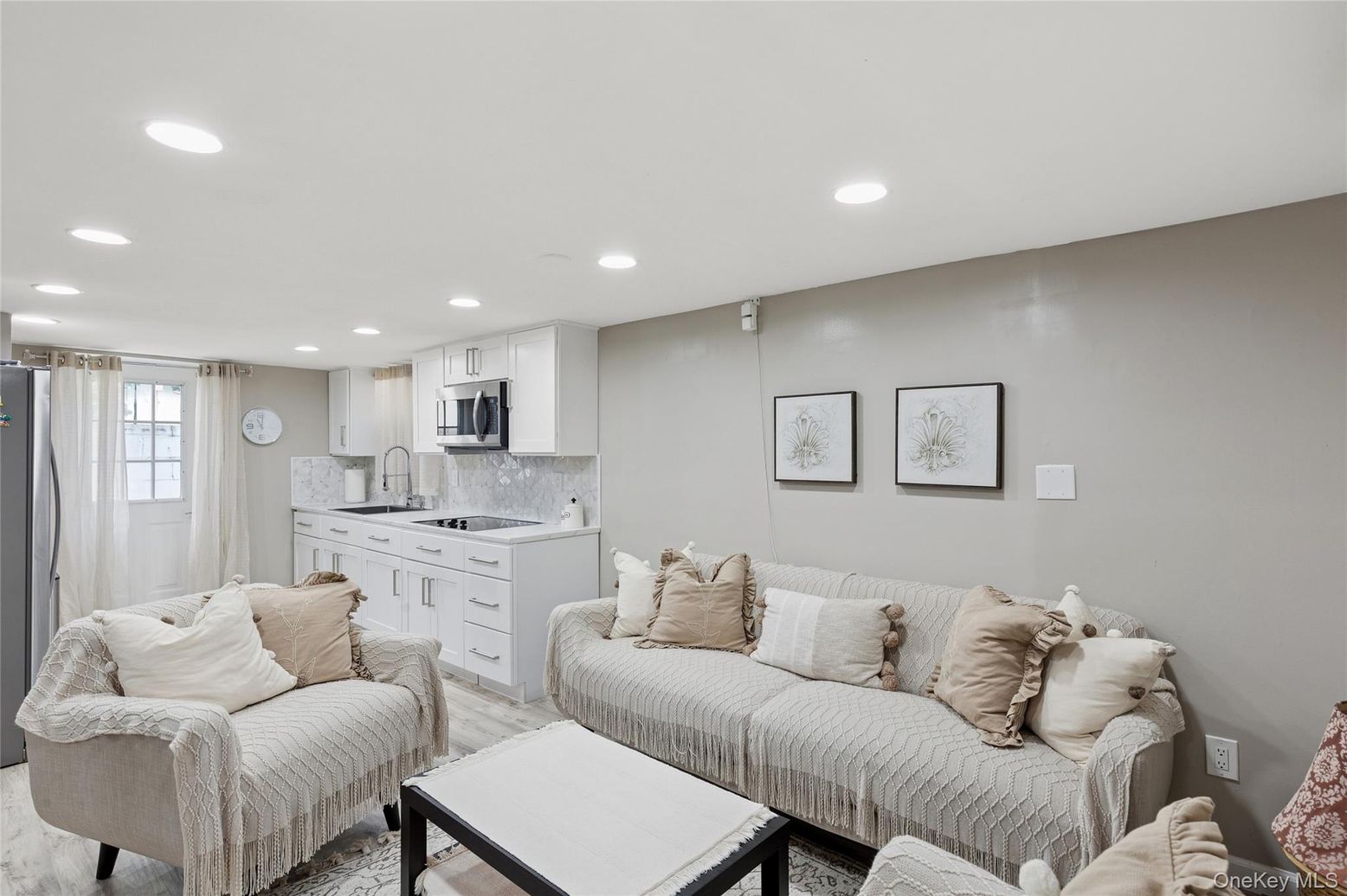 Interior, Kitchen, Living room, Recessed Lighting, Stainless Steel Appliances