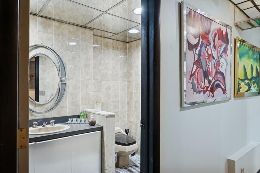 Bathroom, Interior, Recessed Lighting