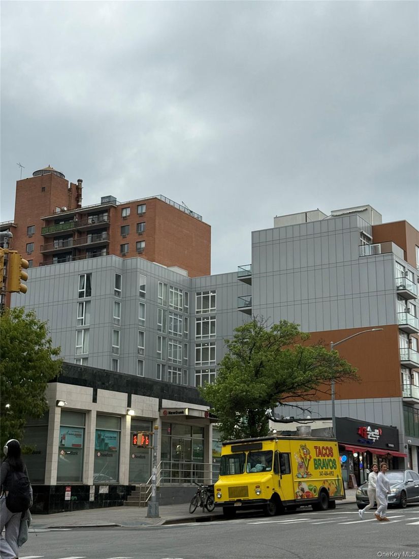 Exterior, Facade, Highrise