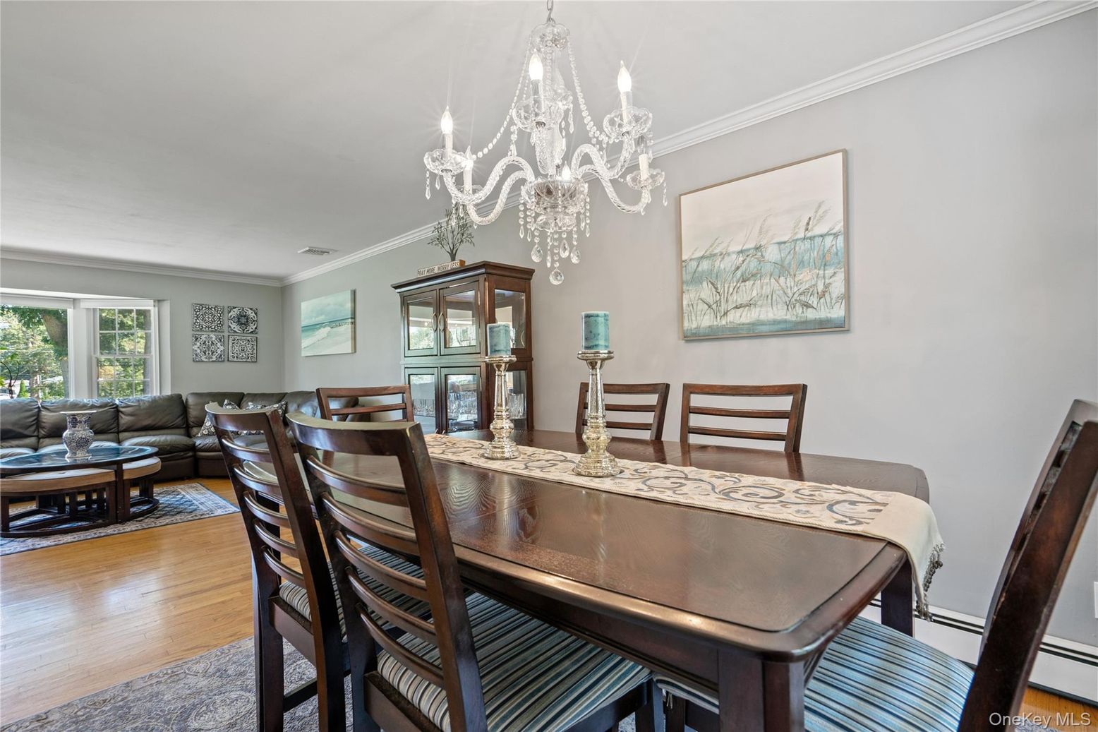 Chandelier, Dining room, Interior, Living room, Wood Texture Flooring