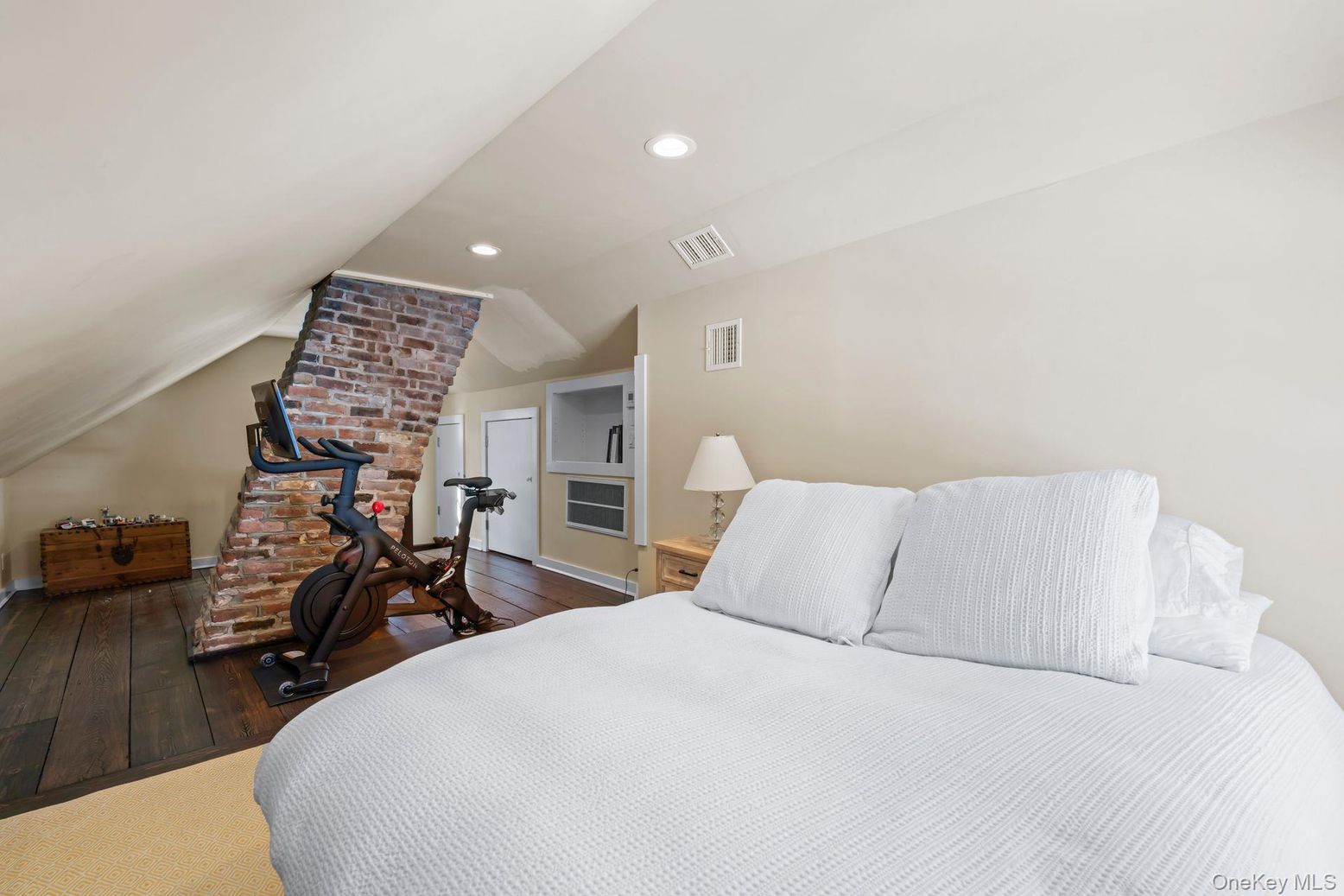 Bedroom, Fitness Equipment, Interior, Recessed Lighting, Wood Texture Flooring