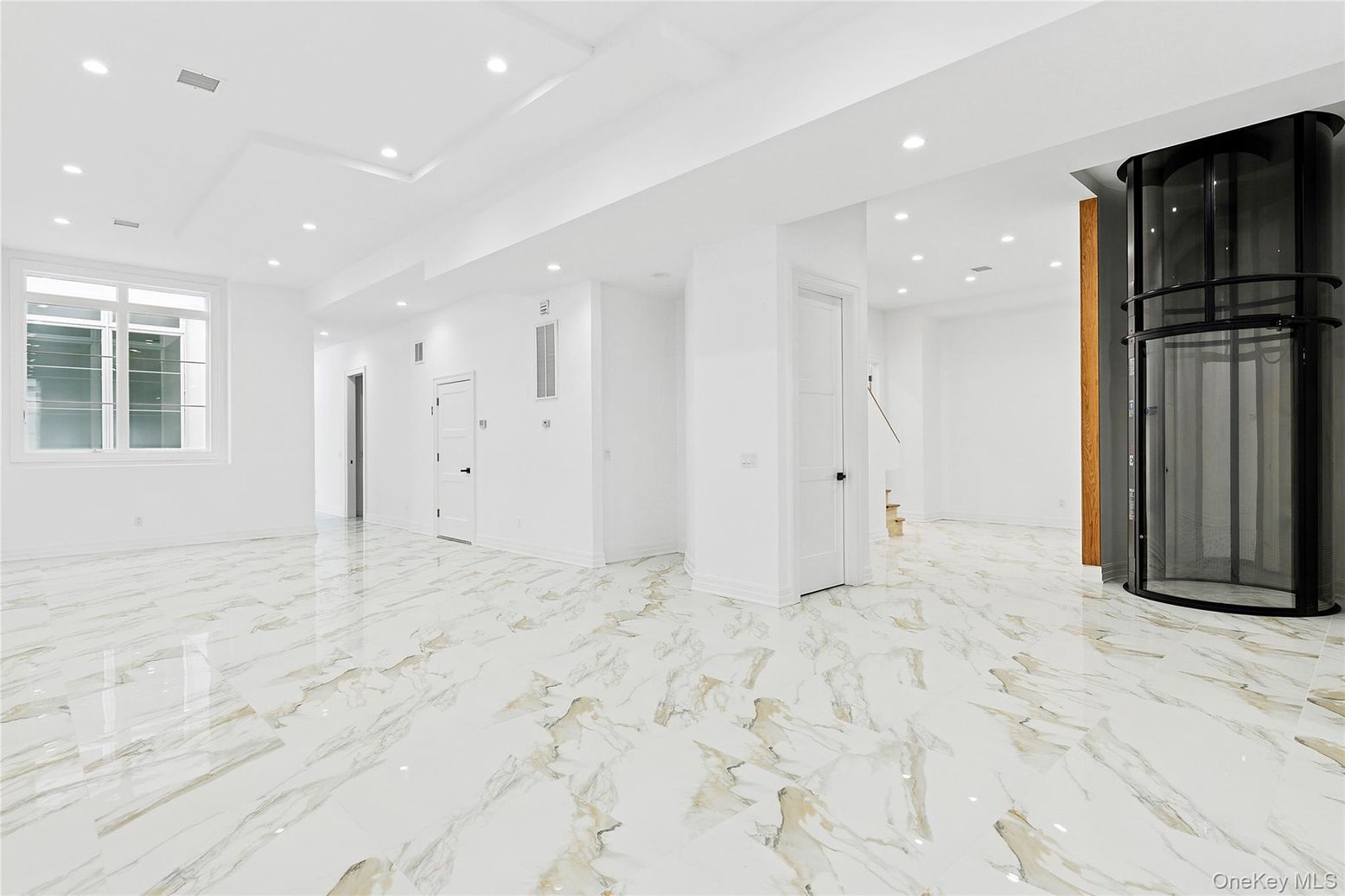 Empty room, Interior, Marble, Recessed Lighting