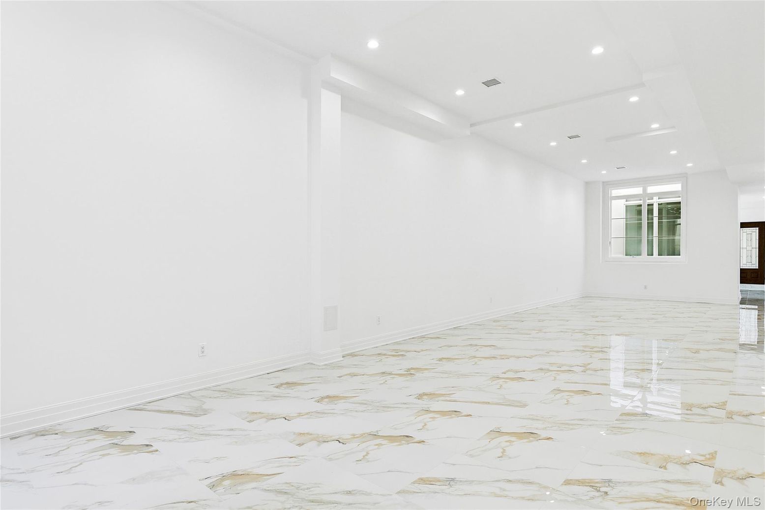 Empty room, Interior, Marble, Recessed Lighting