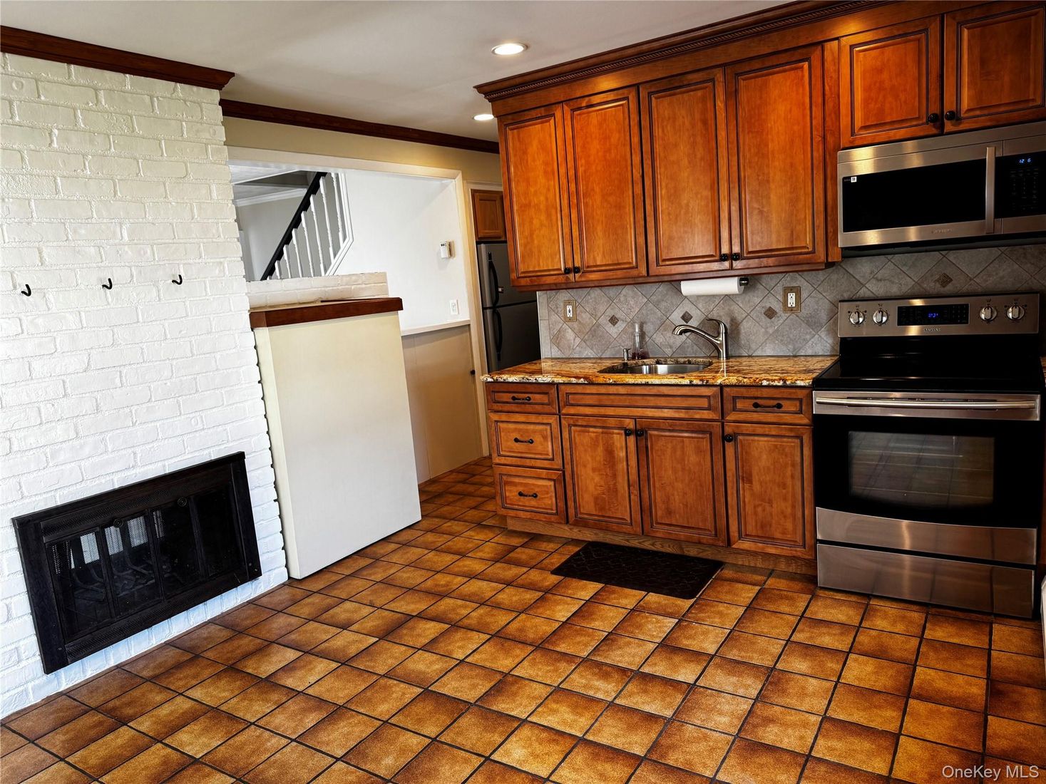 Fireplace, Interior, Kitchen, Recessed Lighting, Stainless Steel Appliances