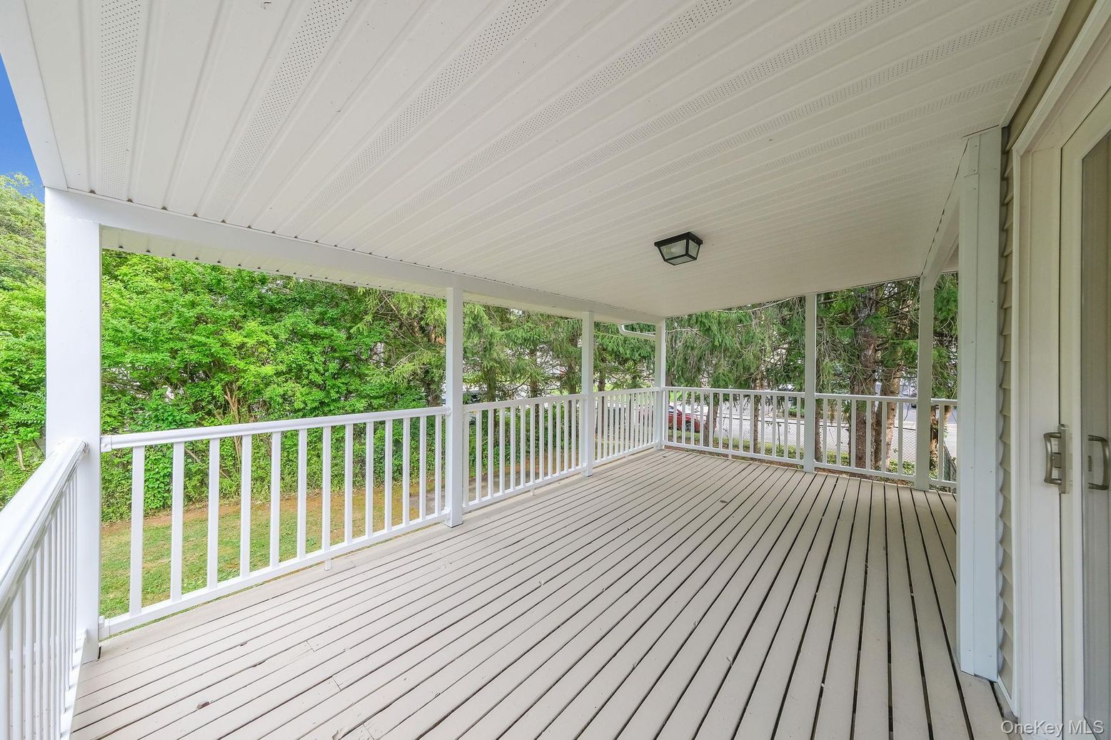 Exterior, Sun Room, Wood Texture Flooring
