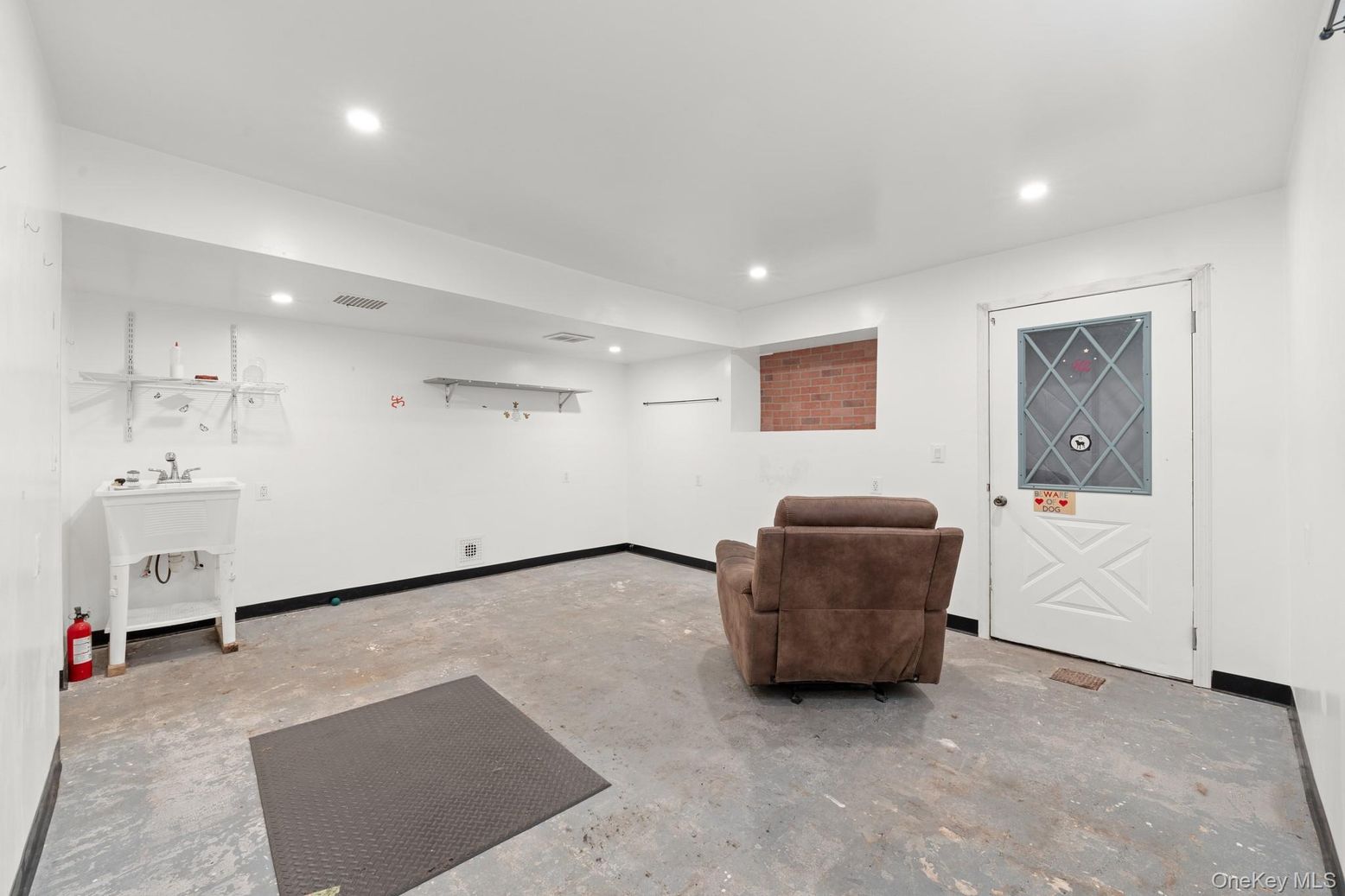 Interior, Recessed Lighting