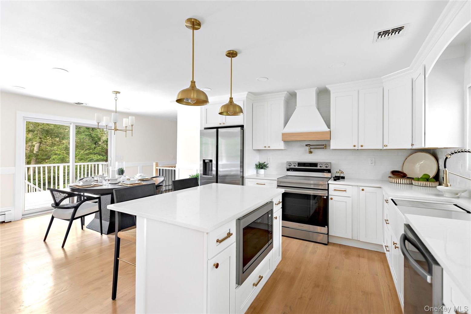 Dining room, Interior, Kitchen, Pendant Lights, Recessed Lighting, Stainless Steel Appliances, Wood Texture Flooring