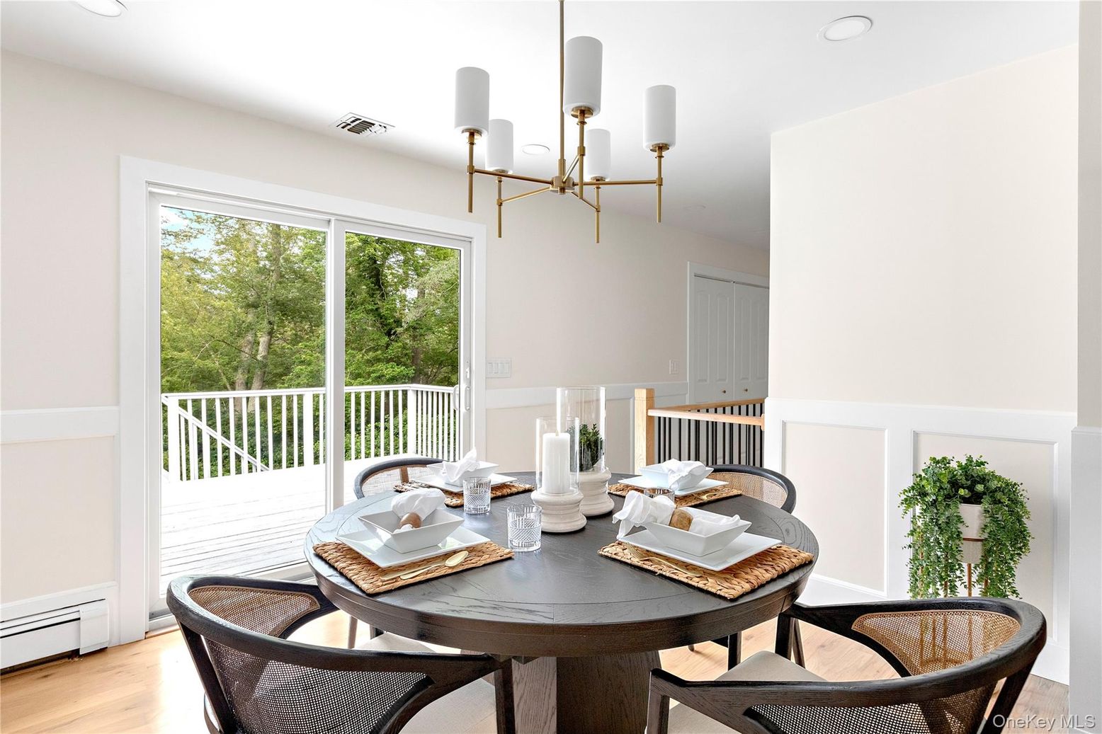 Chandelier, Dining room, Interior, Recessed Lighting, Wood Texture Flooring