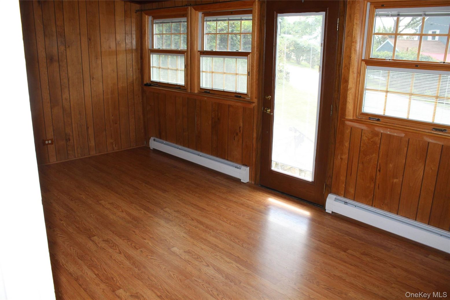 Empty room, Interior, Wood Texture Flooring, Wooden Walls