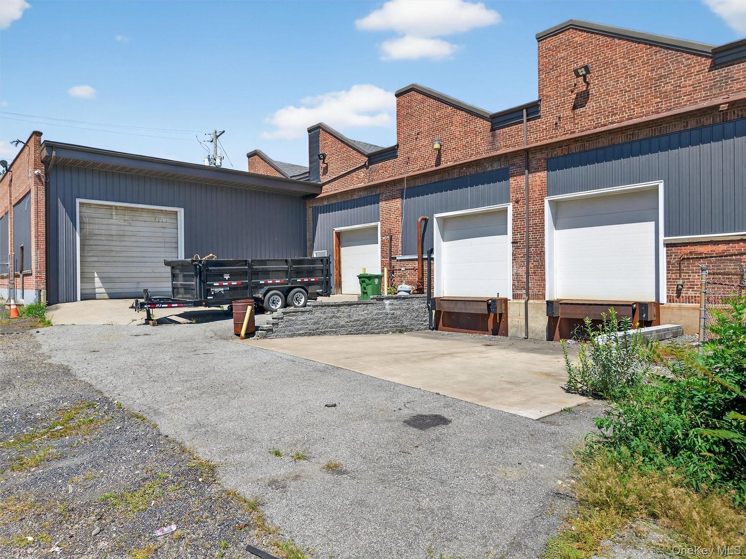 Detached Garage, Exterior