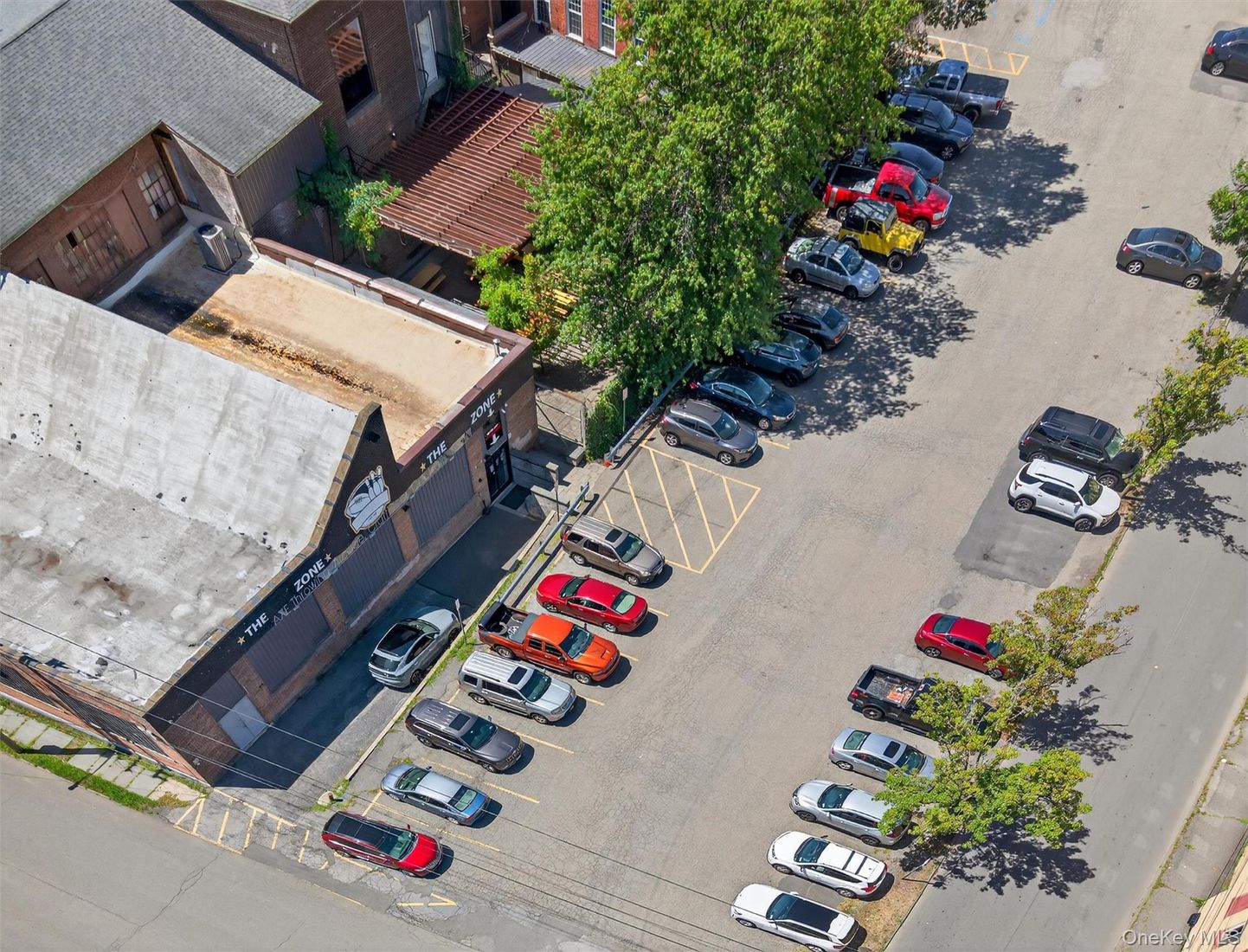 Exterior, Drone