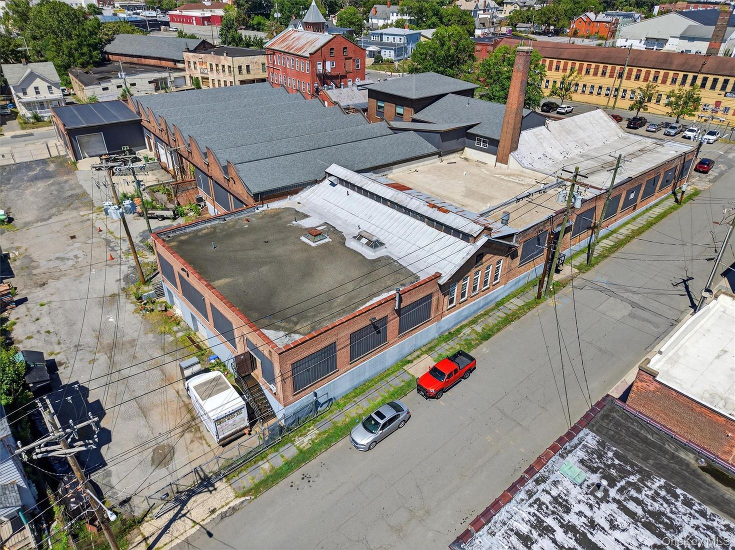 Exterior, Drone