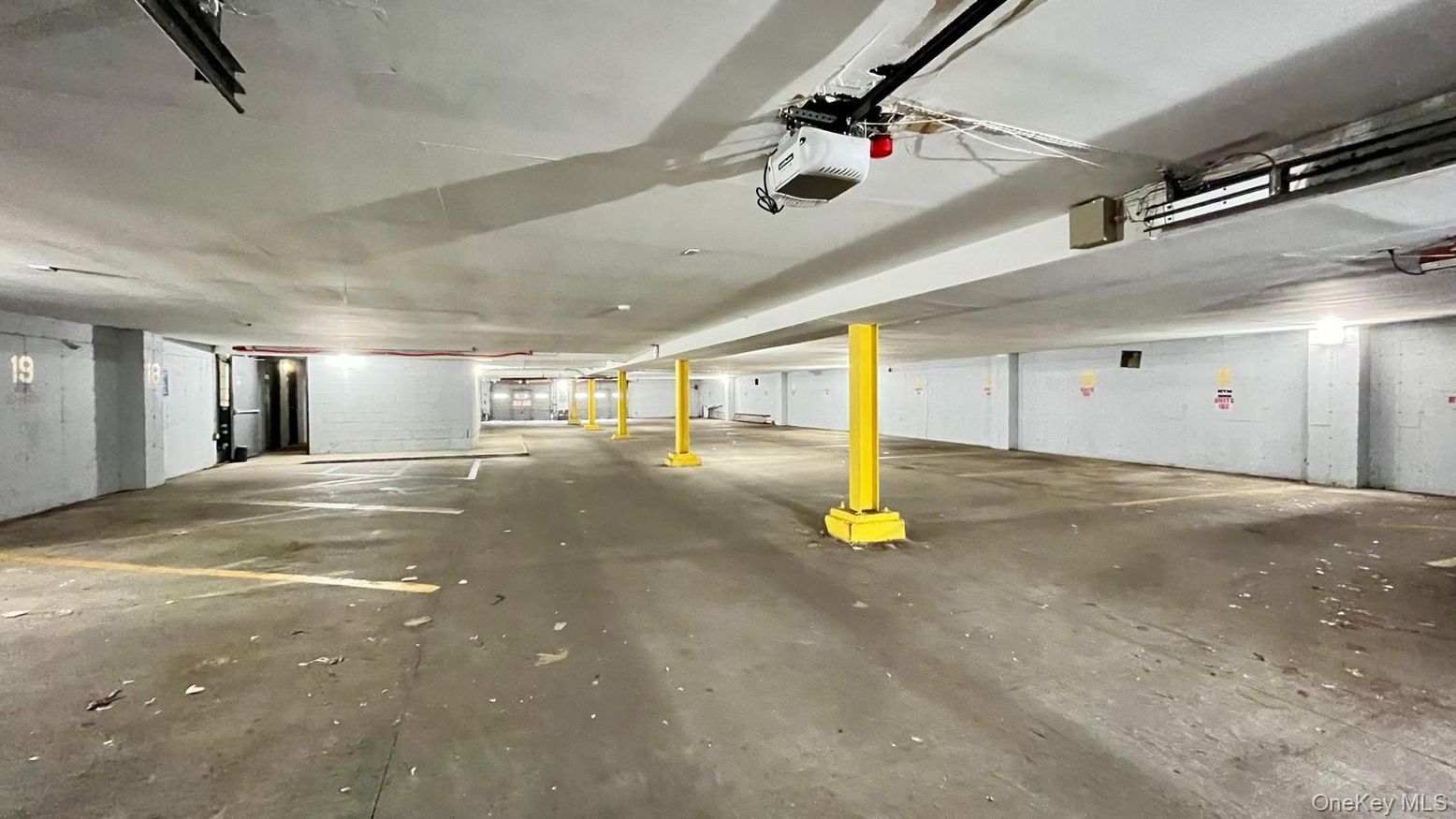 Garage, Interior