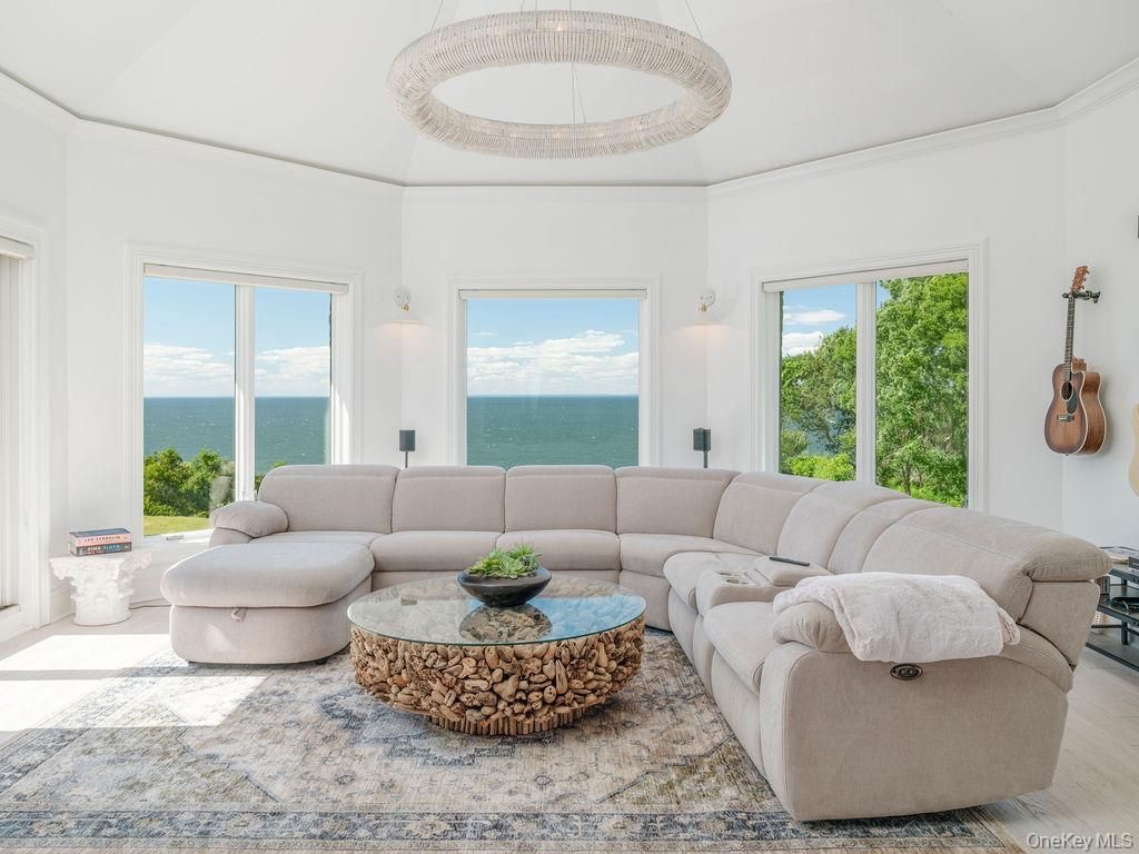 Interior, Living room, Pendant Lights, Water