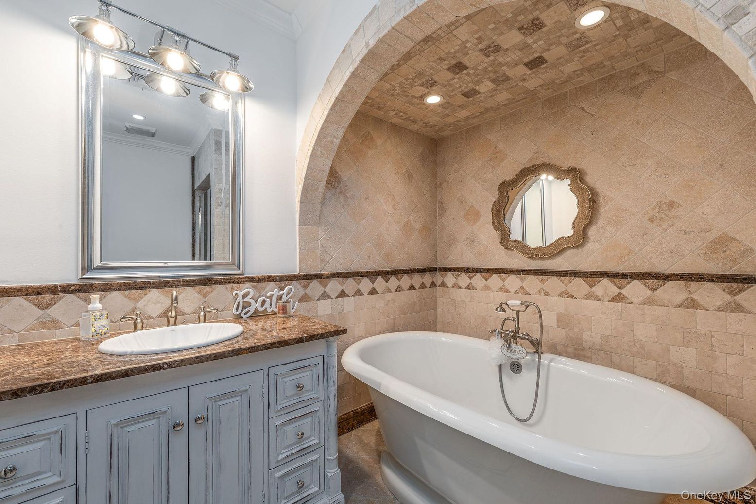 Bathroom, Dual Sink Vanities, Free Standing Baths, Interior, Recessed Lighting