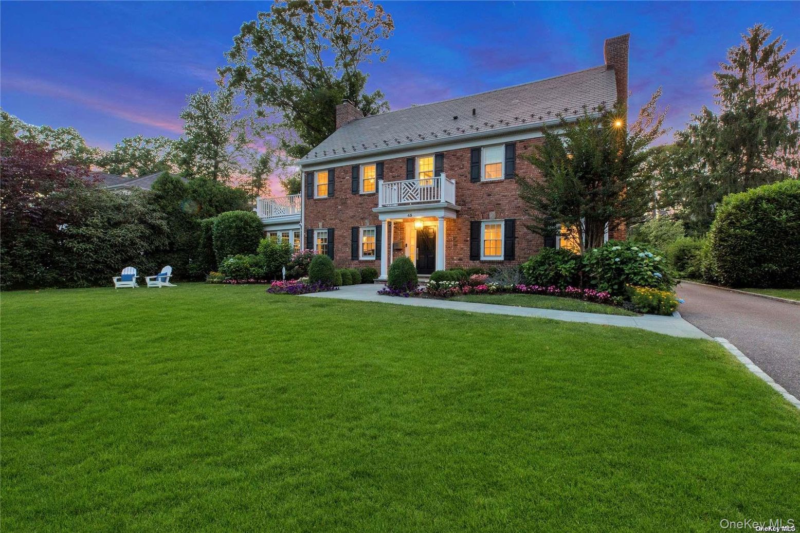 Backyard, Exterior, Facade, Brick Facade, Georgian