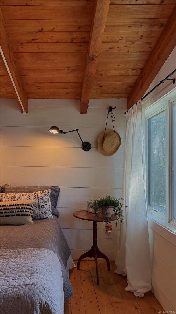 Bedroom, Interior, Wooden Beams, Wooden Ceilings, Wood Texture Flooring