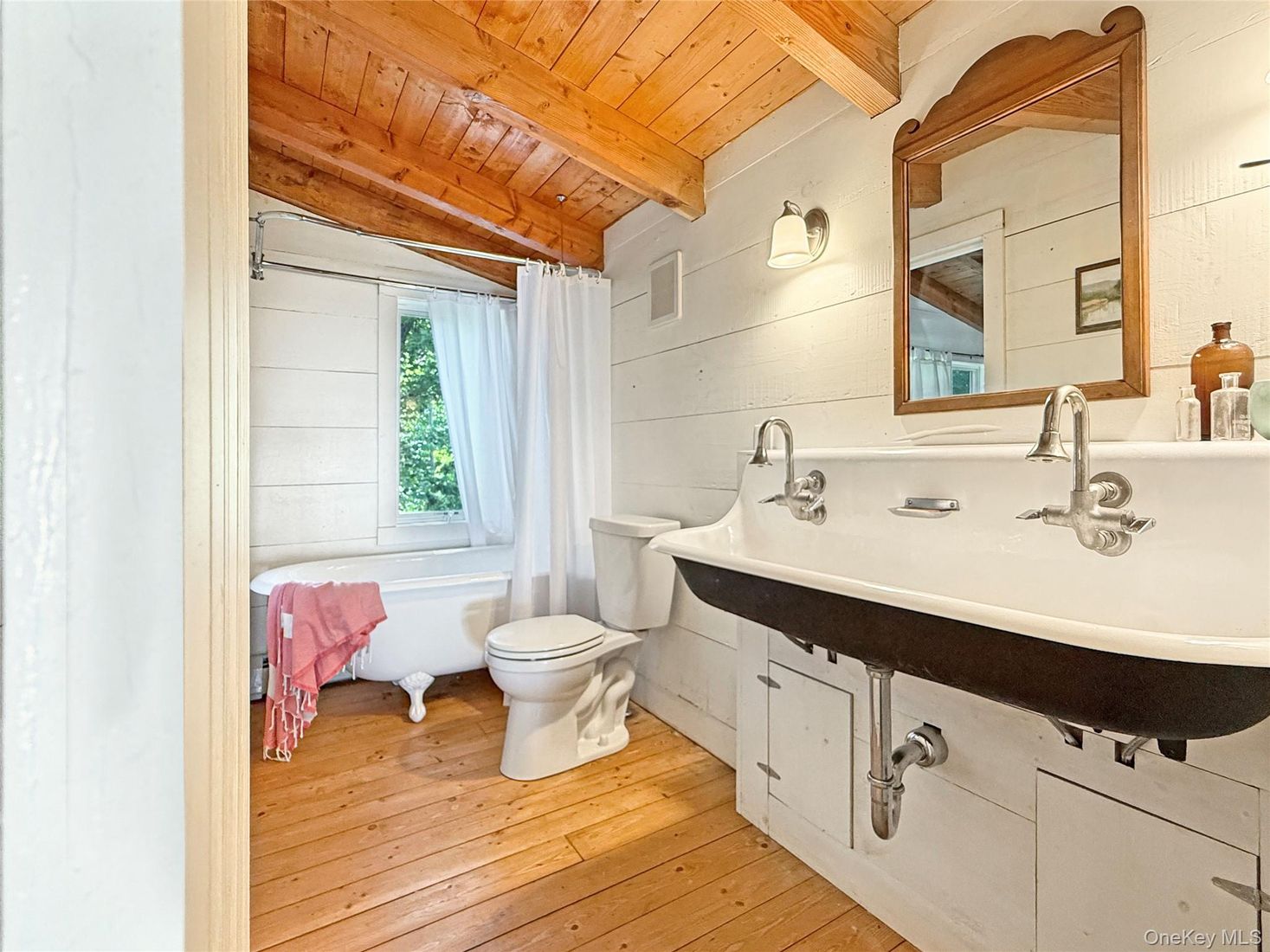 Bathroom, Interior, Wooden Beams, Wooden Ceilings, Wood Texture Flooring