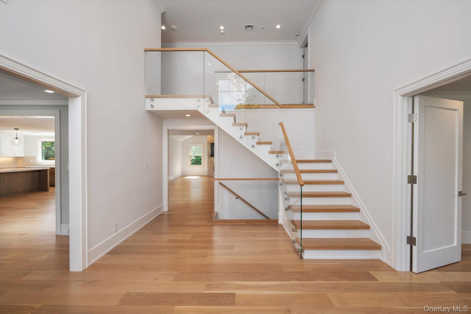 Interior, Pendant Lights, Recessed Lighting, Wood Texture Flooring