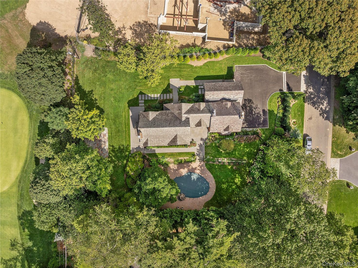 Exterior, Drone