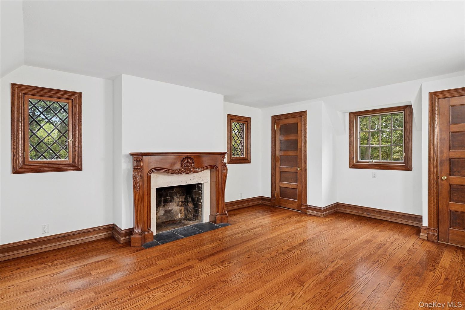Empty room, Fireplace, Interior, Wood Texture Flooring