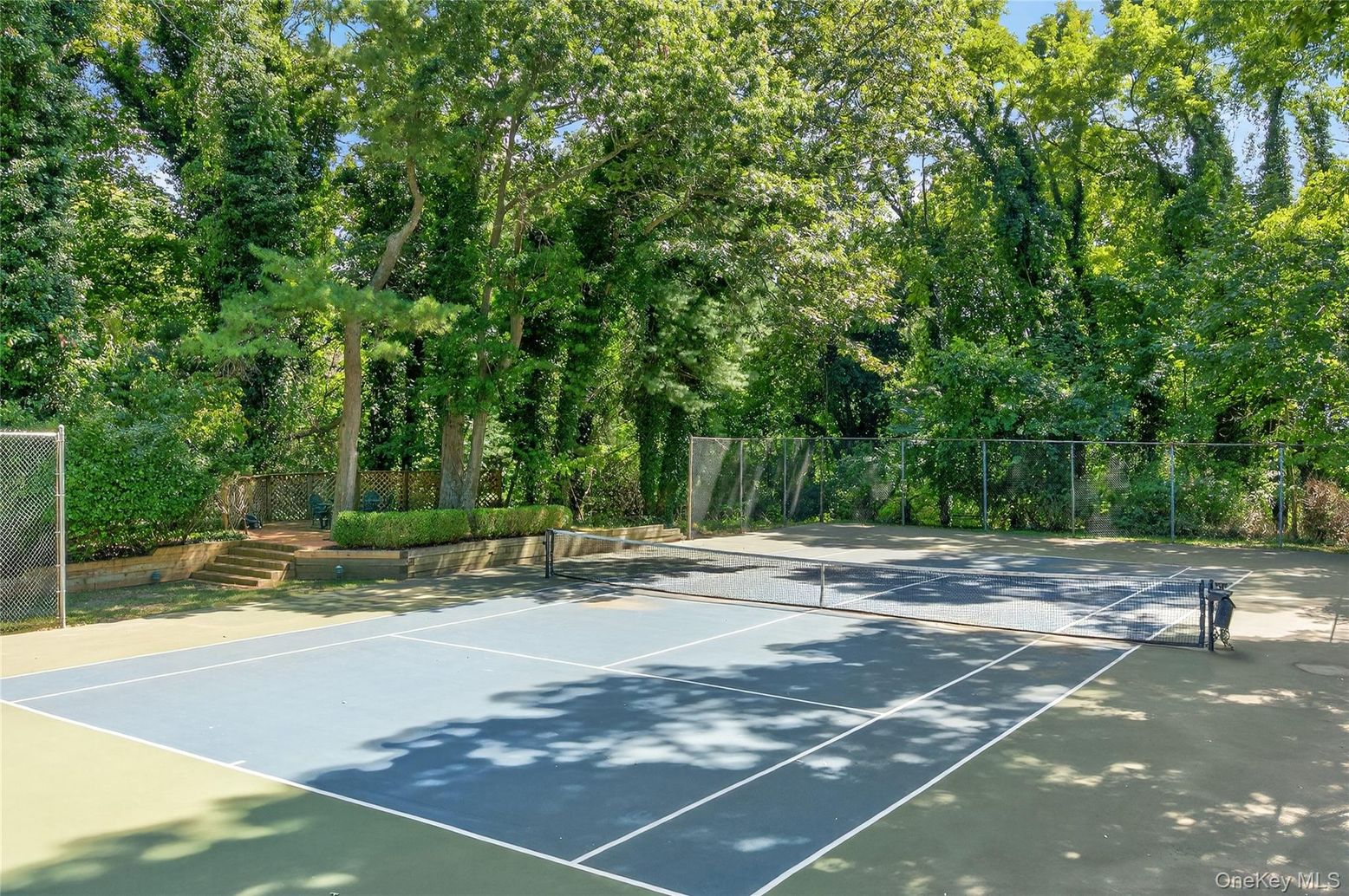 Exterior, Tennis Courts