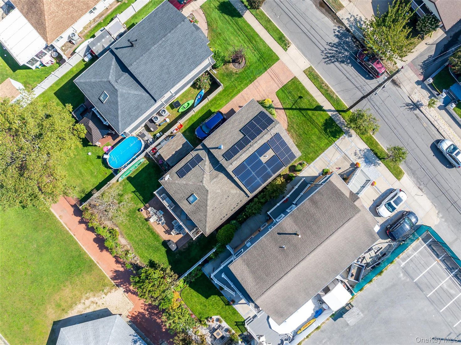 Exterior, Drone