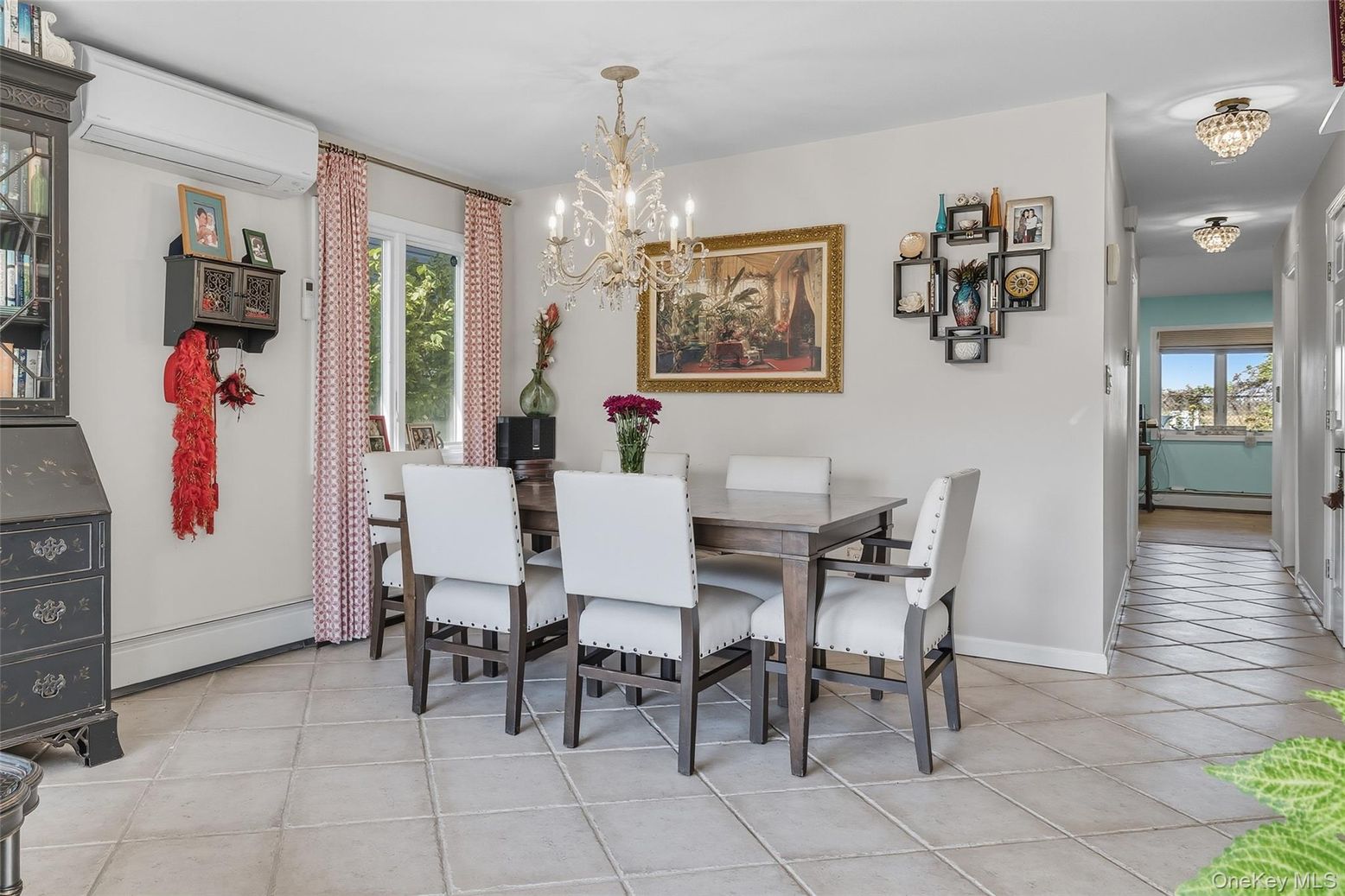 Chandelier, Dining room, Interior