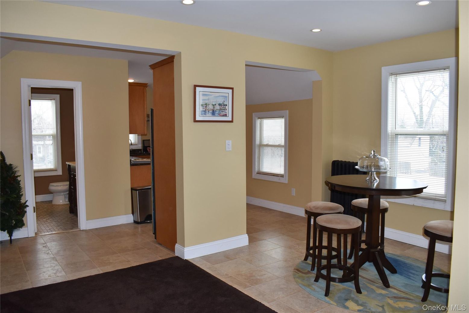 Bathroom, Interior, Recessed Lighting
