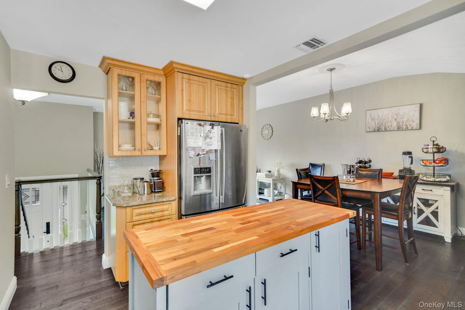 Chandelier, Dining room, Interior, Kitchen, Pendant Lights, Stainless Steel Appliances, Wood Texture Flooring
