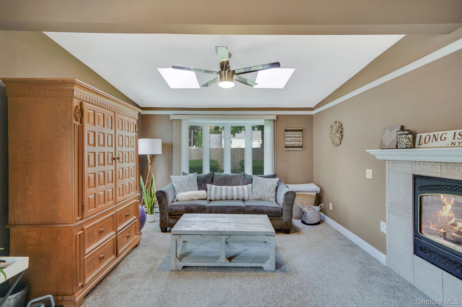 Fireplace, Interior, Living room