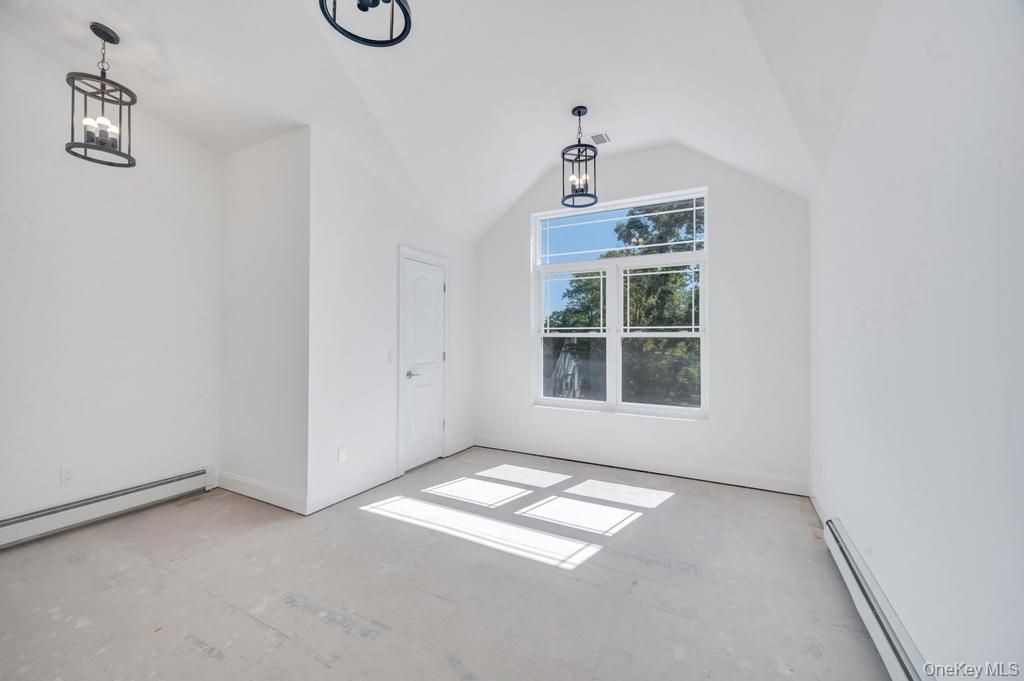 Empty room, Interior, Pendant Lights