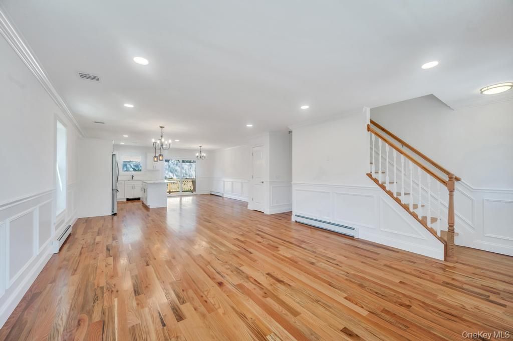 Chandelier, Empty room, Interior, Recessed Lighting, Wood Texture Flooring