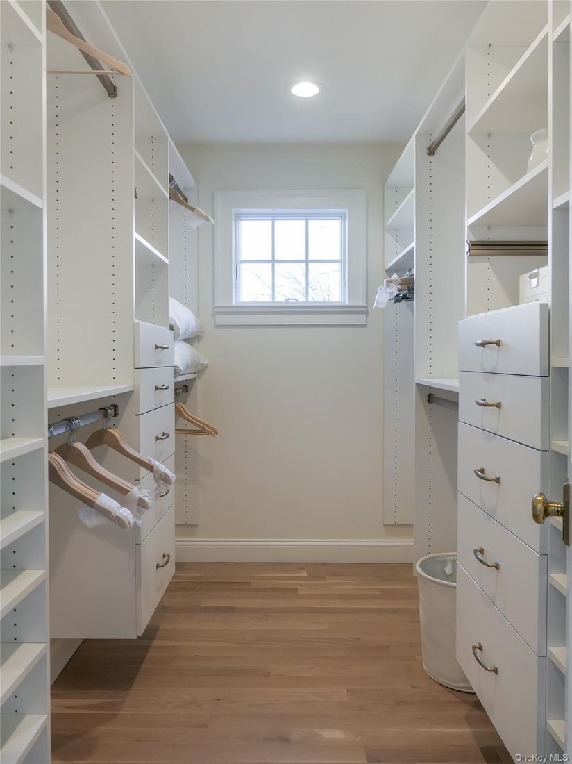 Interior, Recessed Lighting, Walk-in Closets, Wood Texture Flooring