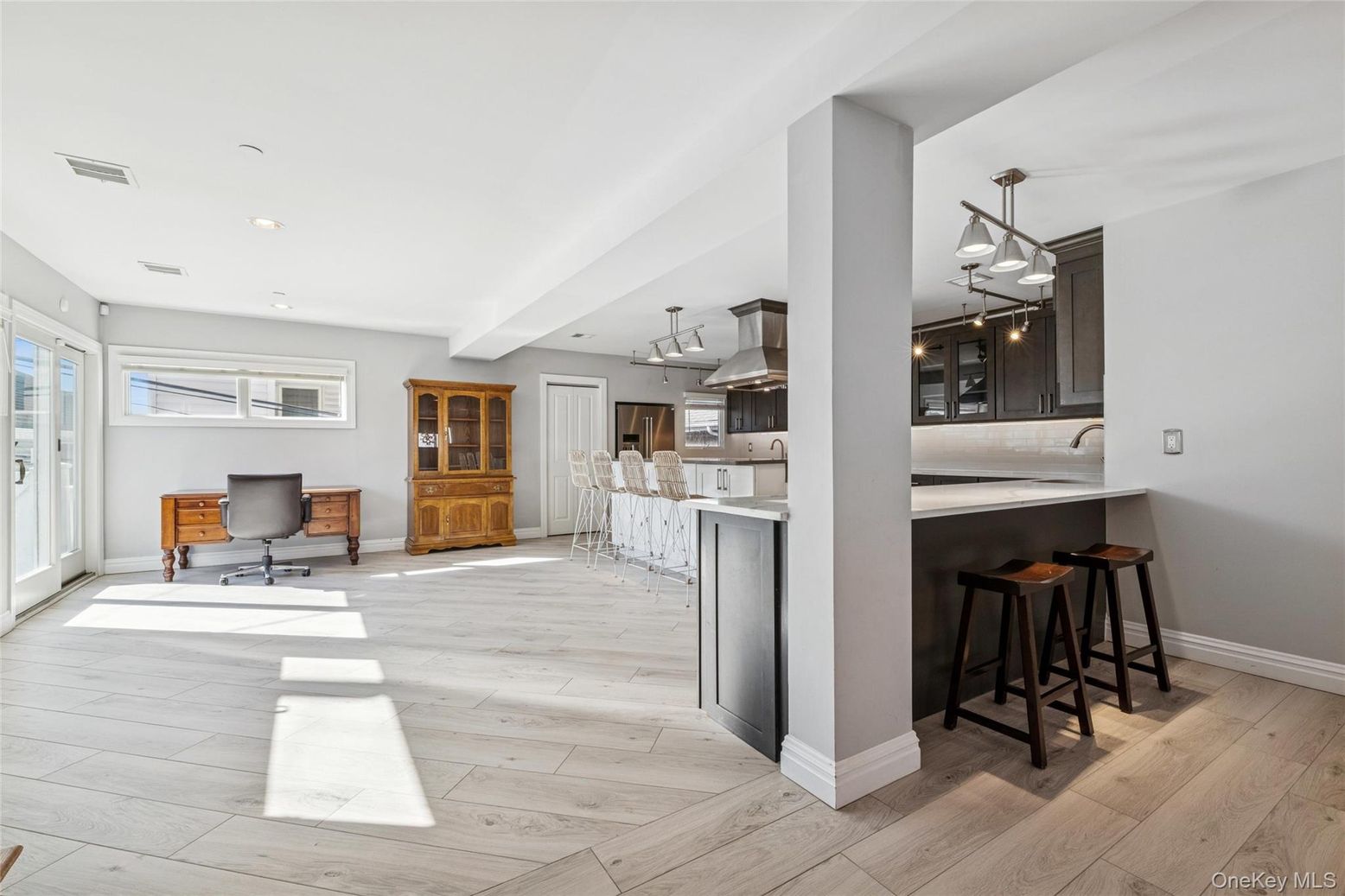 Interior, Kitchen, Pendant Lights, Recessed Lighting, Wood Texture Flooring