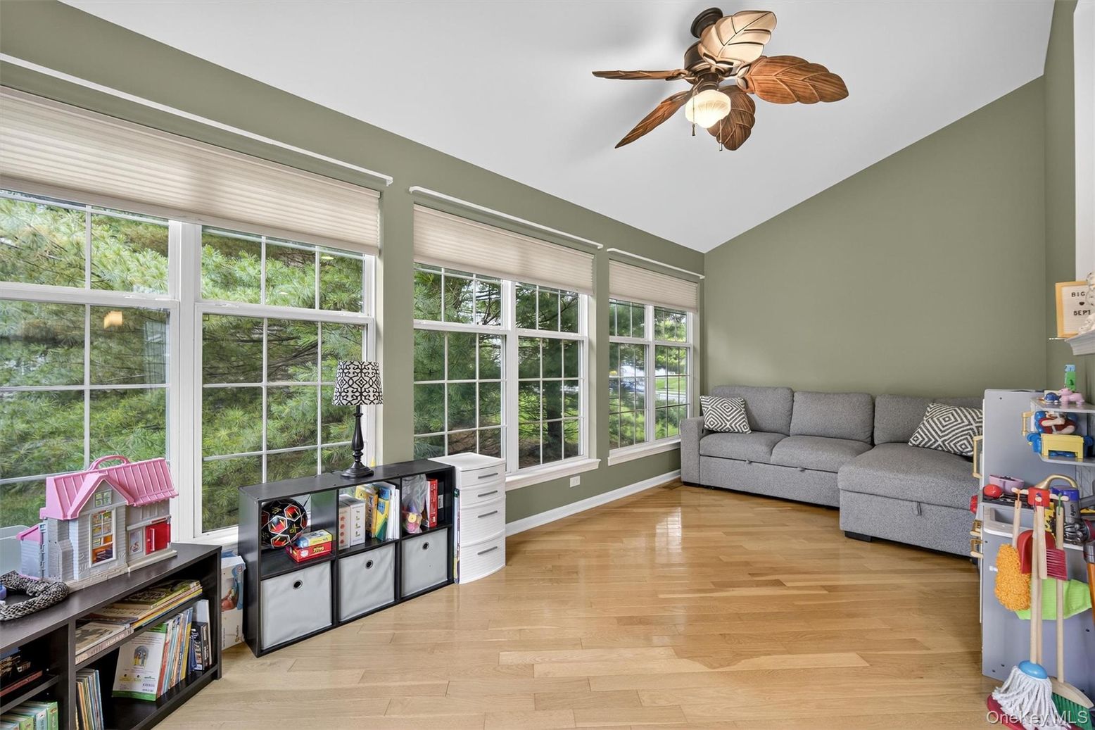 DE Listing image placeholder