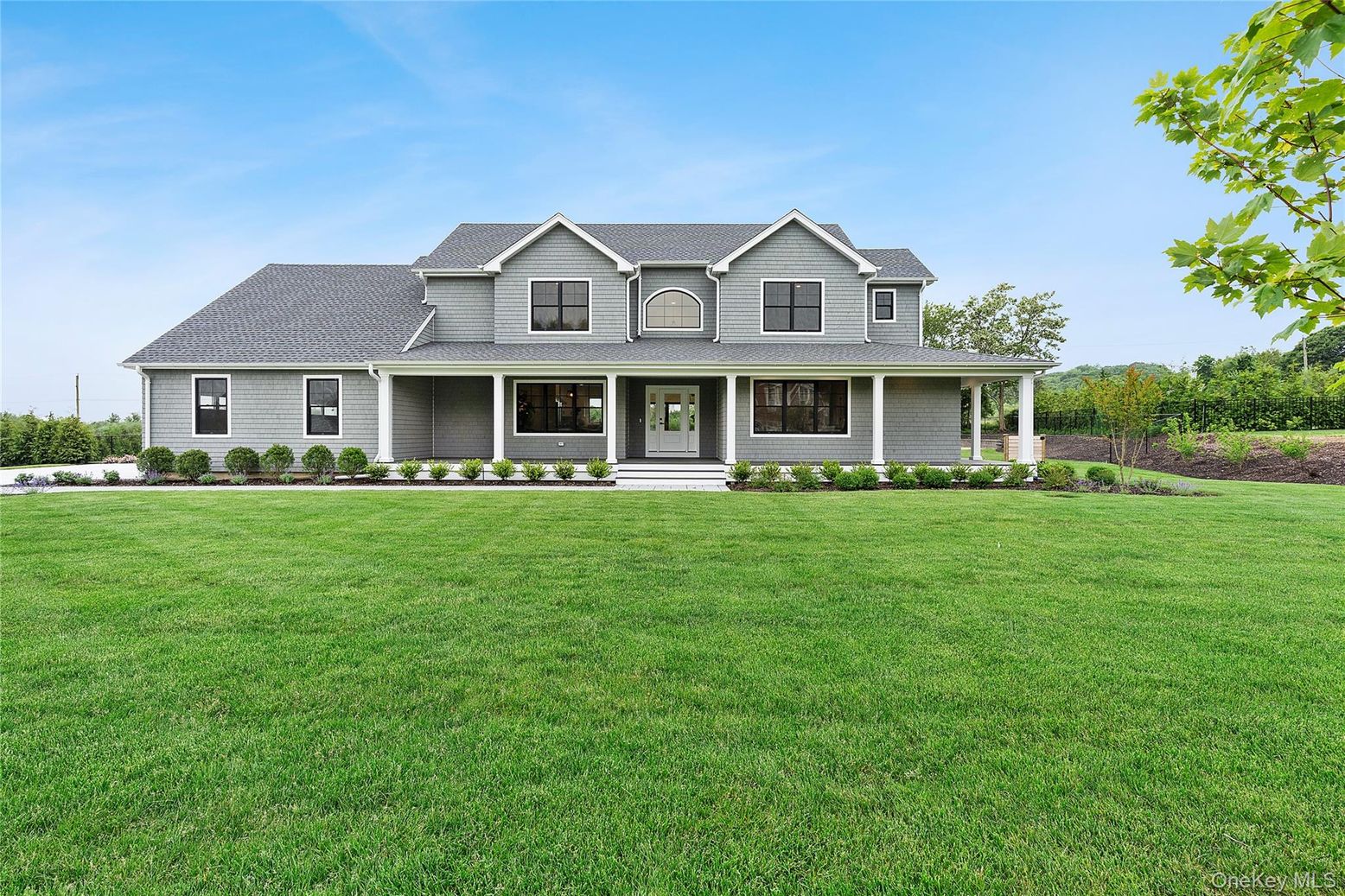 Backyard, Exterior, Facade, Farmhouse