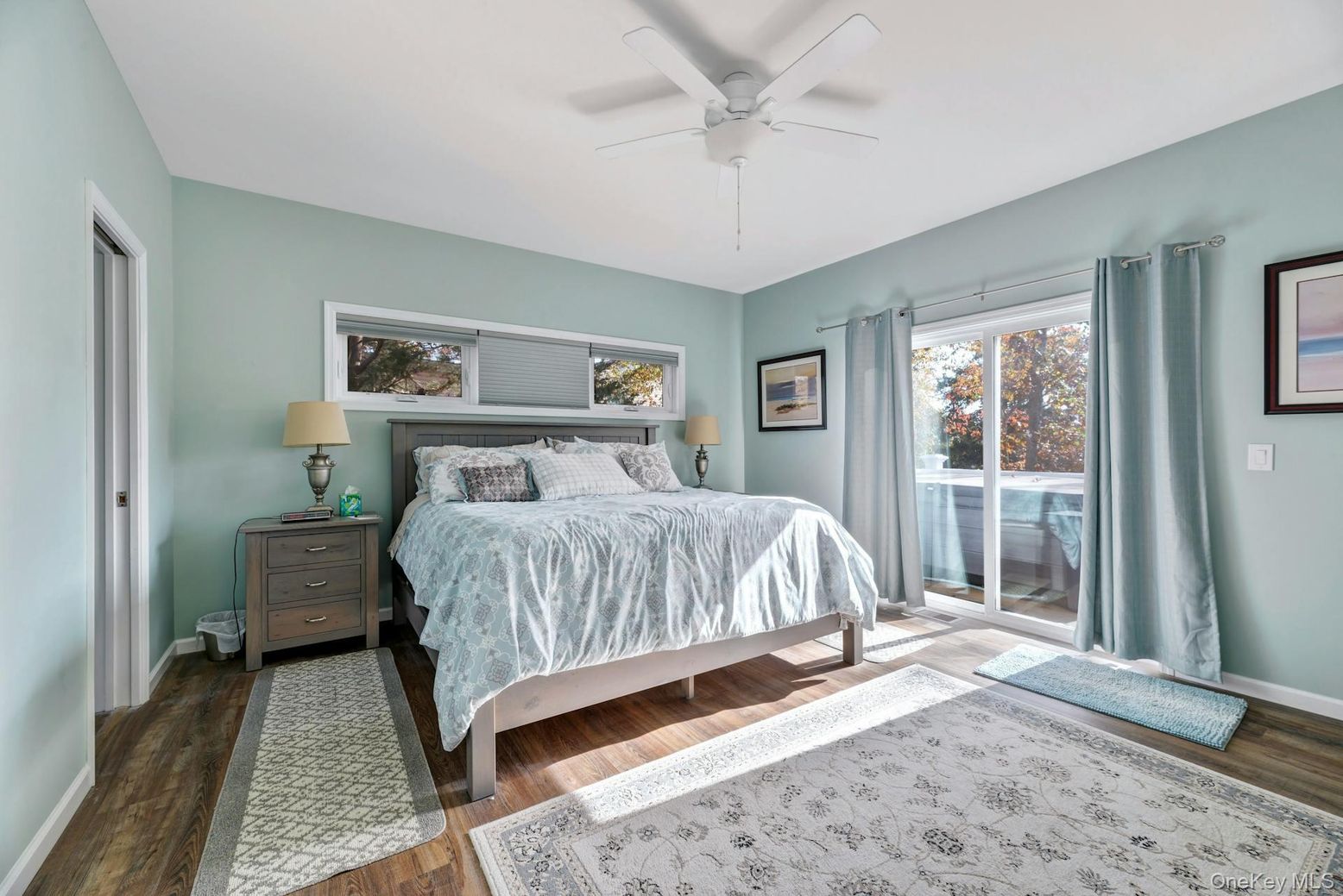 DE Listing image placeholder