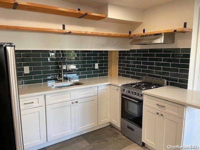 Interior, Kitchen, Stainless Steel Appliances