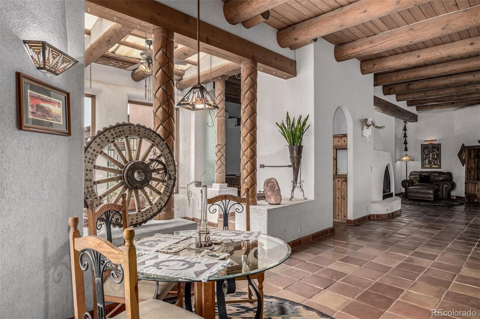 Dining room, Interior, Pendant Lights, Wooden Beams, Wooden Ceilings